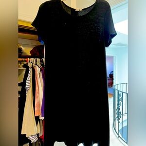 Short sleeve black Gap dress